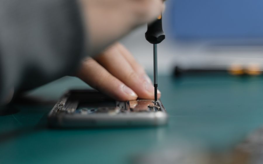 7 Tanda HP Kamu Harus Segera Diservis Sebelum Mati Total